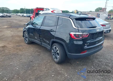 2024 Jeep Compass Limited 4X4 z USA, uszkodzony, nr VIN 3C4NJDCN6RT585104